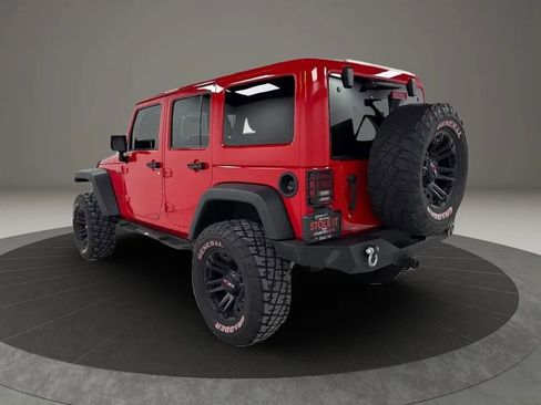 Used 2016 Jeep Wrangler Unlimited Rubicon w/ Connectivity Group AWD/4WD image 3