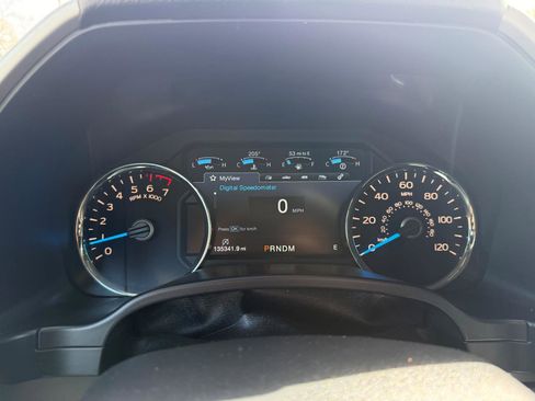 Used 2017 Ford F150 Lariat w/ Equipment Group 502A Luxury image 13