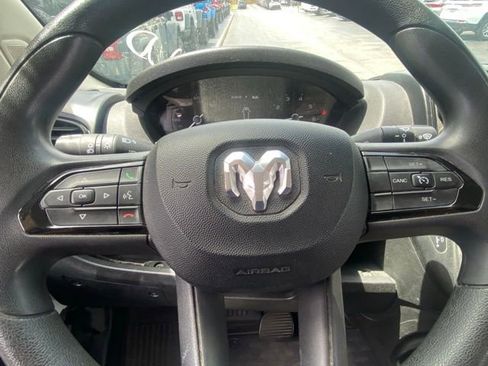 Used 2023 RAM ProMaster 2500 image 17