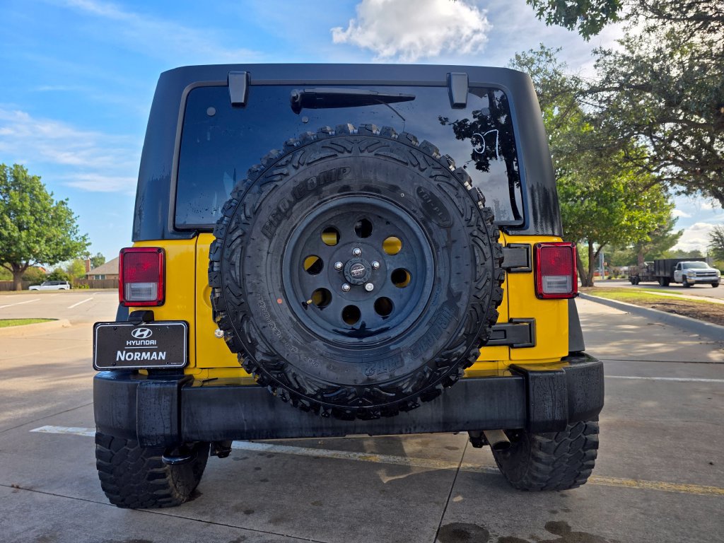 Used 2015 Jeep Wrangler Unlimited Sport w/ Quick Order Package 24S AWD/4WD image 23
