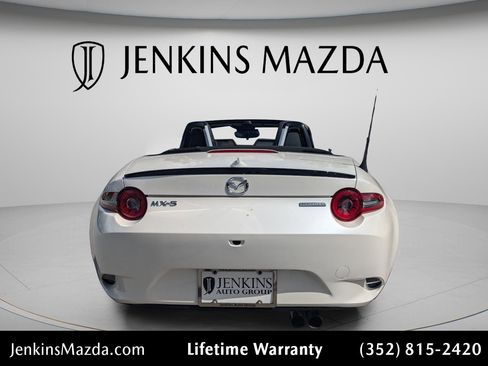 New 2026 MAZDA MX-5 Miata Club w/ Interior Package RWD image 8