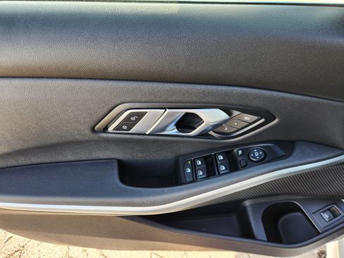 Used 2020 BMW 330i xDrive Sedan image 18