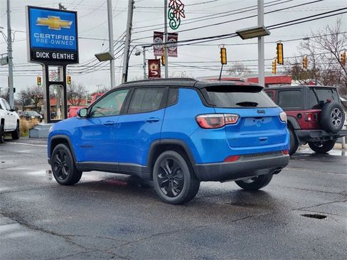 Used 2018 Jeep Compass Altitude image 3