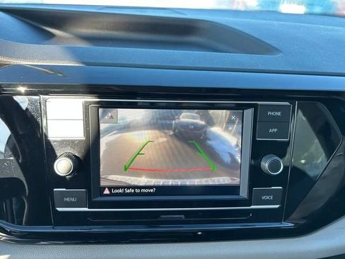 Used 2022 Volkswagen Taos S AWD/4WD image 15