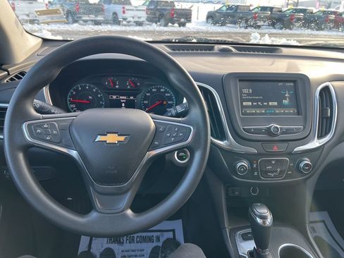 Used 2018 Chevrolet Equinox LT image 22