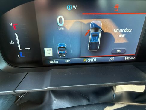 New 2025 Ford Maverick Lariat w/ 4K Tow Package image 15