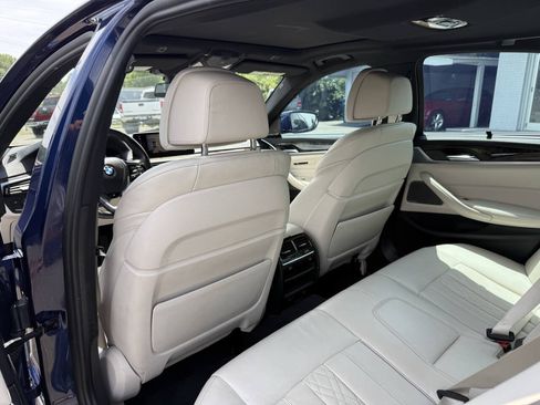 Used 2018 BMW 530i xDrive AWD/4WD image 15