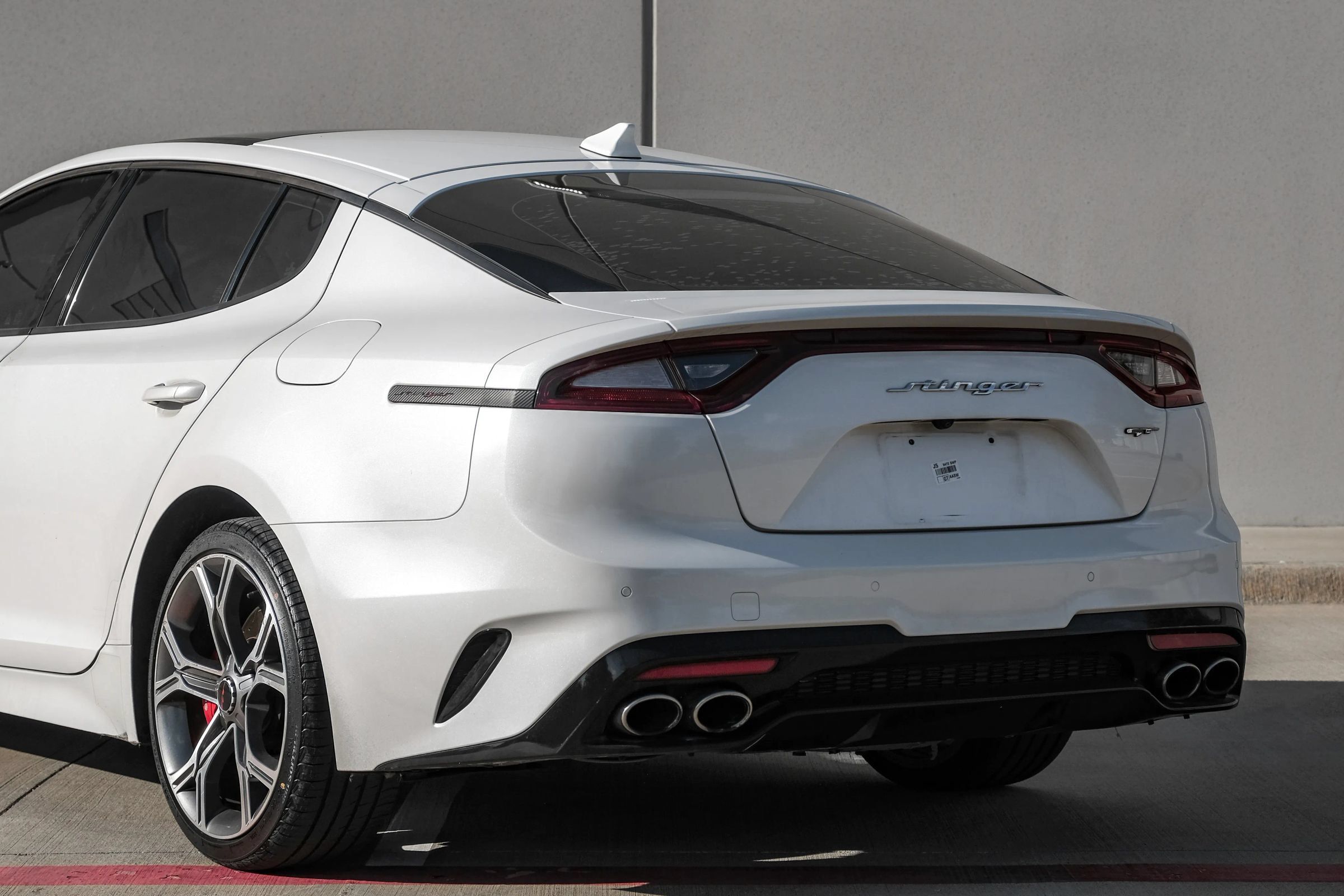 Used 2020 Kia Stinger GT2 RWD image 9