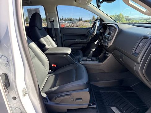 Used 2022 GMC Canyon AT4 AWD/4WD image 9