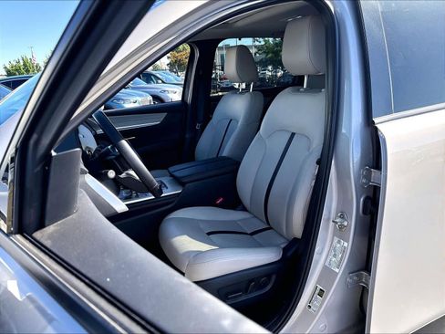 Used 2025 MAZDA CX-90 Plug-In Hybrid w/ Preferred AWD/4WD image 21