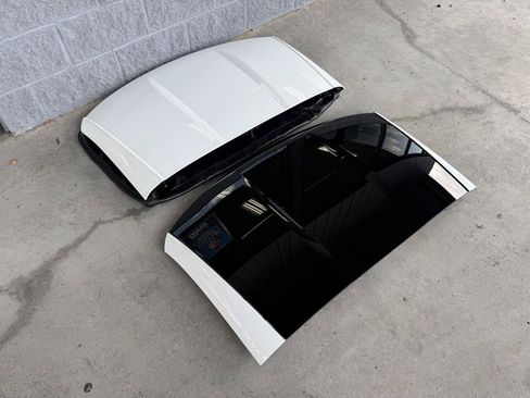 Used 2021 Chevrolet Corvette Stingray Preferred Cpe w/ Engine Appearance Package RWD image 46