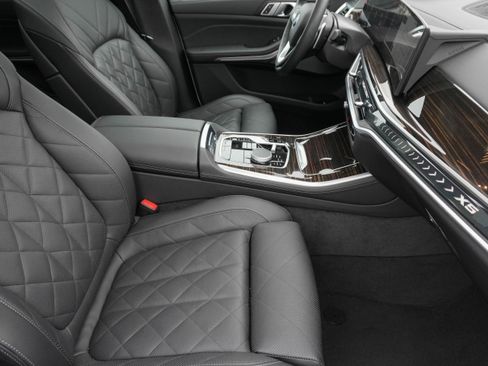 Used 2025 BMW X5 xDrive40i image 13