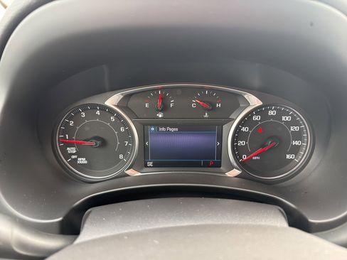 Used 2022 GMC Terrain SLE image 11