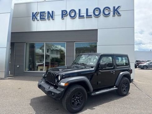 Used 2023 Jeep Wrangler Sport AWD/4WD image 2
