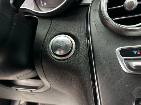 Used 2018 Mercedes-Benz GLC 300 image 36