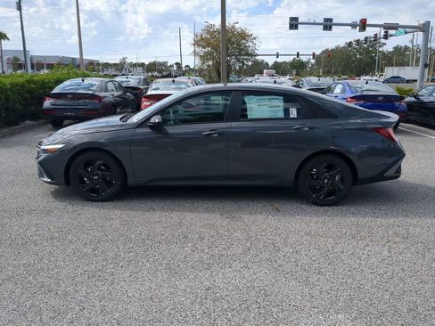 New 2026 Hyundai Elantra SEL Sport Premium image 3