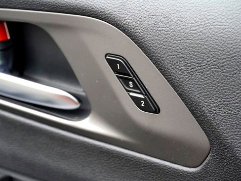 New 2026 Chrysler Pacifica Select image 20