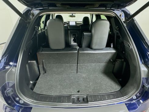 Used 2024 Mitsubishi Outlander SE image 29