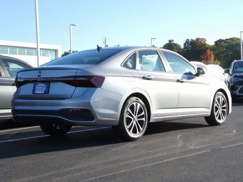 New 2026 Volkswagen Jetta Sport FWD image 3