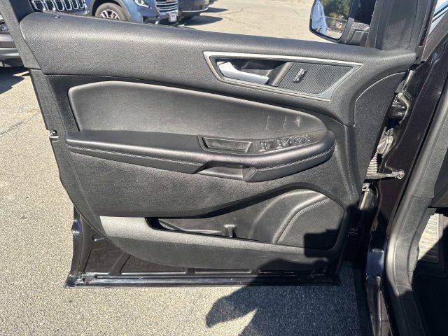 Used 2024 Ford Edge SEL AWD/4WD image 17