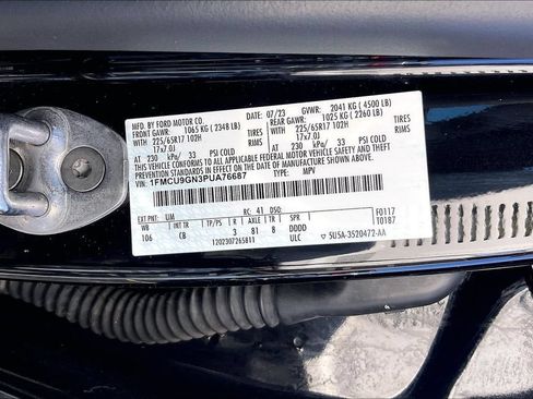 Certified 2023 Ford Escape Active AWD/4WD image 34