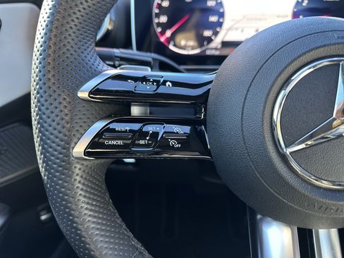 Used 2023 Mercedes-Benz C 300 Sedan image 19