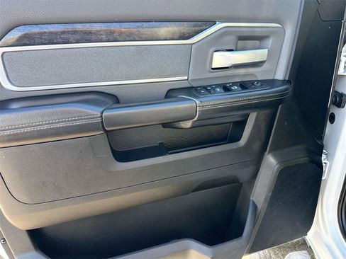Used 2022 RAM 2500 Big Horn image 21