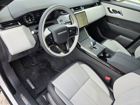 Used 2026 Land Rover Range Rover Velar S AWD/4WD image 11