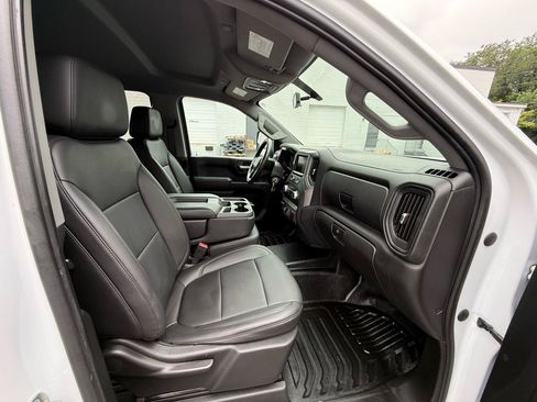 Used 2020 GMC Sierra 2500 4x4 Crew Cab w/ Gooseneck/5TH Wheel Package image 26