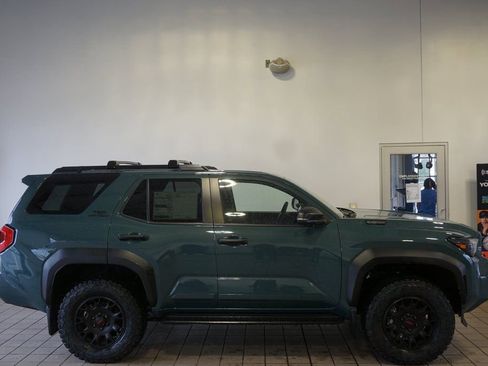 New 2026 Toyota 4Runner TRD Off-Road Premium image 18