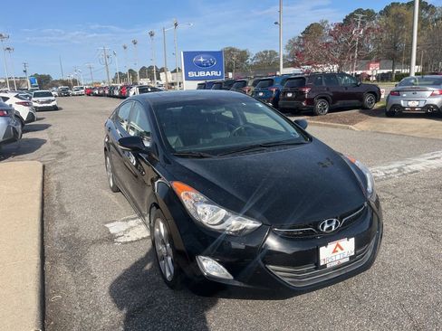 Used 2013 Hyundai Elantra Limited w/ Technology Pkg image 2
