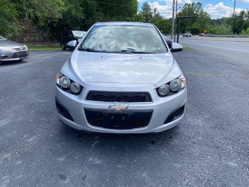 Used 2016 Chevrolet Sonic LT FWD image 7