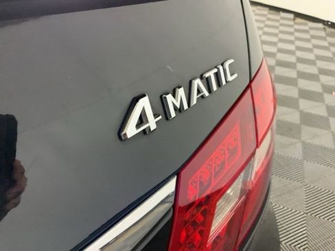 Used 2011 Mercedes-Benz E 550 4MATIC Sedan image 15