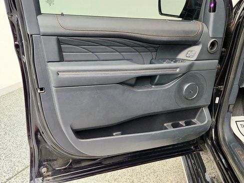 Used 2024 Ford Expedition Platinum AWD/4WD image 11