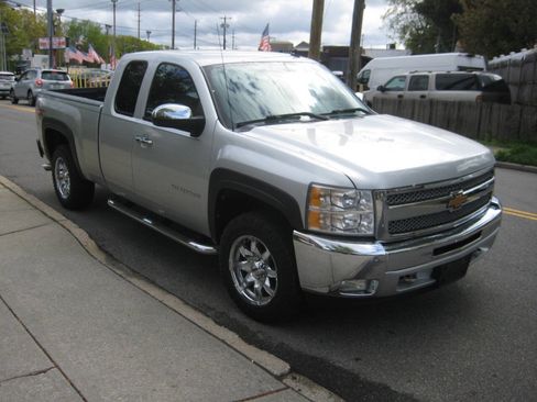 Used 2012 Chevrolet Silverado 1500 LT w/ All-Star Edition AWD/4WD image 3