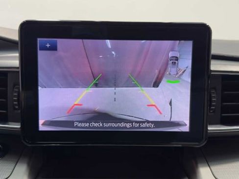 Used 2021 Ford Explorer XLT w/ Equipment Group 202A image 32