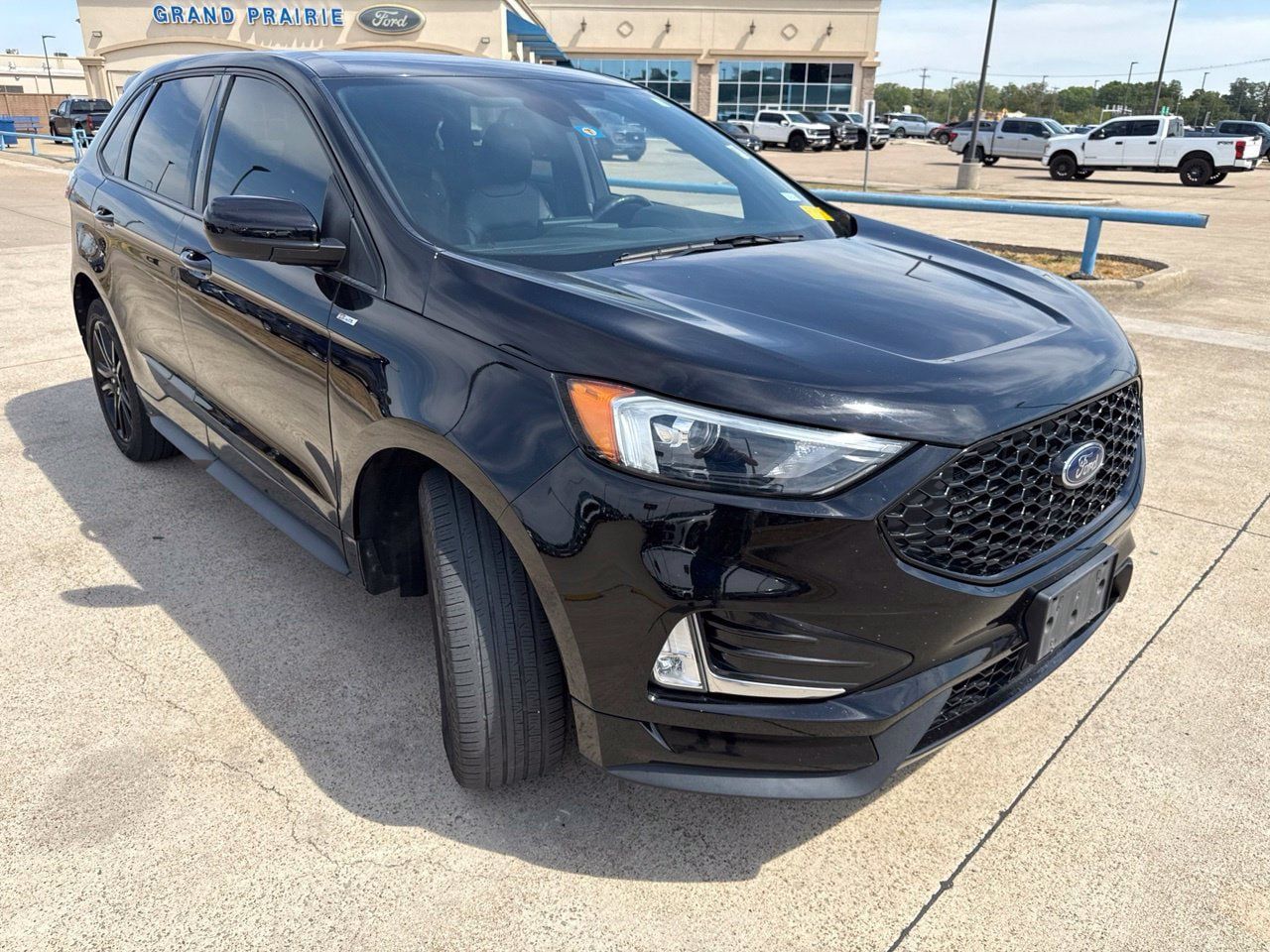 Used 2023 Ford Edge ST-Line AWD/4WD image 17