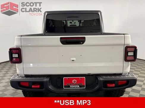 Used 2021 Jeep Gladiator Rubicon image 7