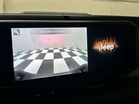 New 2025 Jeep Gladiator Sport image 27