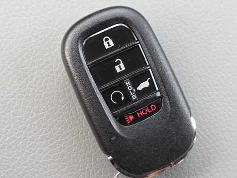 Used 2024 Honda Pilot EX-L image 40