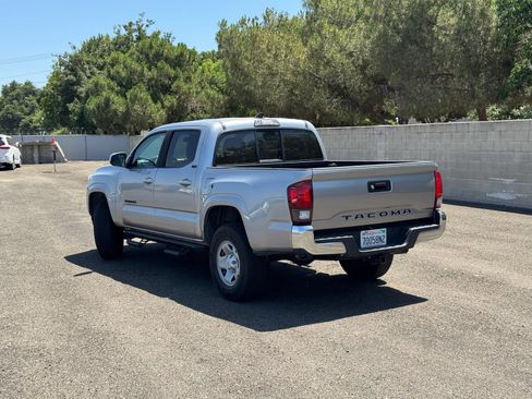 Used 2019 Toyota Tacoma SR5 RWD image 7
