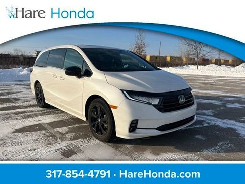 Used 2023 Honda Odyssey Sport image 1