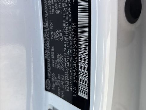 Certified 2025 Hyundai Tucson SE AWD/4WD image 11