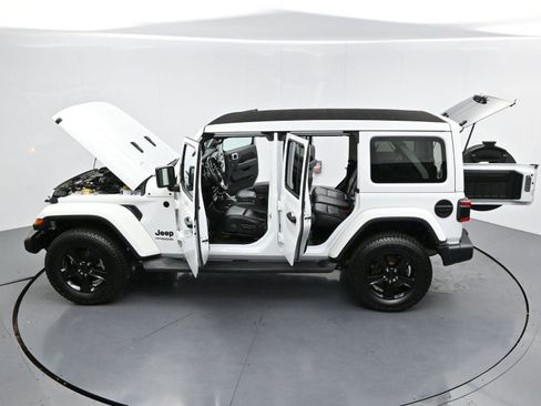 Used 2022 Jeep Wrangler Unlimited Sahara AWD/4WD image 41