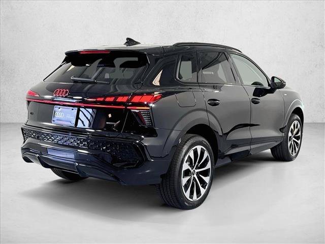 New 2026 Audi Q3 quattro 2.0T AWD/4WD image 5