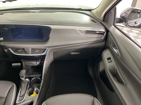 Certified 2025 Buick Encore GX Avenir w/ Avenir Technology Package image 18