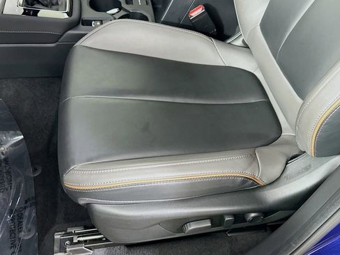 Used 2025 Subaru Forester Sport image 26