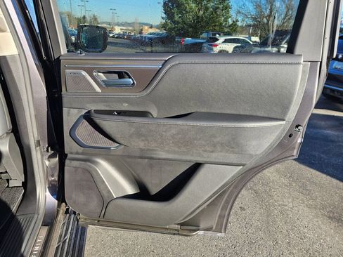 New 2025 INFINITI QX80 Luxe image 14