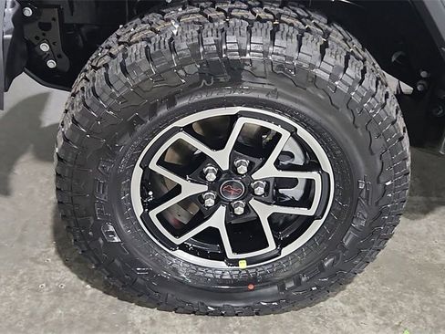 New 2026 Jeep Gladiator Rubicon image 14