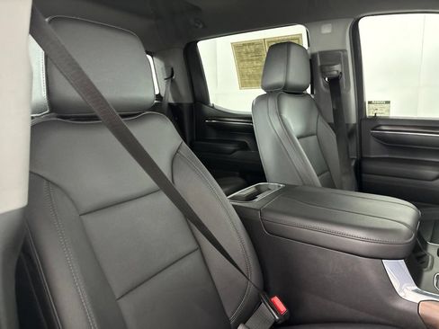 Used 2024 GMC Sierra 1500 SLT w/ SLT Convenience Package AWD/4WD image 31